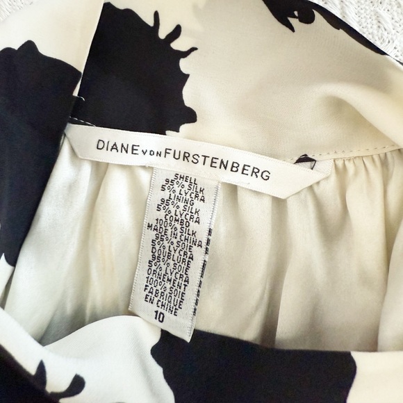 Diane Von Furstenburg Runway Silk Dress - Picture 4 of 4